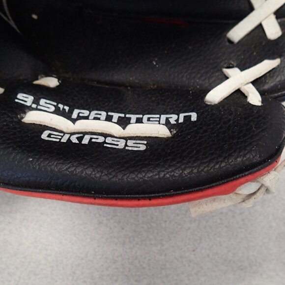 Easton 9.5" Pattern gKp9S Glove - Picture 6 of 6